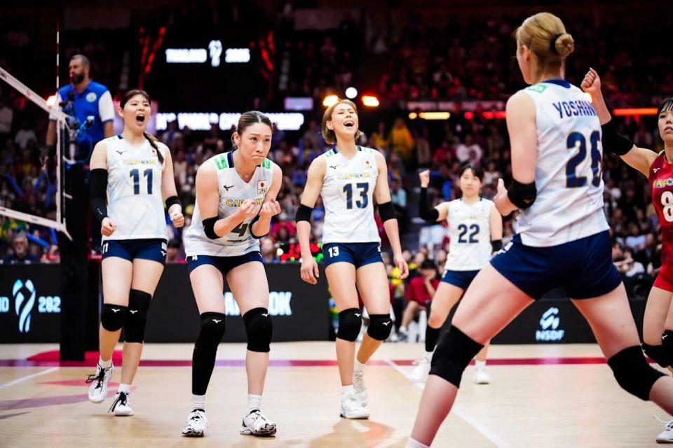 播中兴奋表, 日媒在做总, 下社群平台