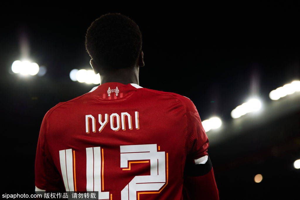 被红牌罚下 被红牌罚下