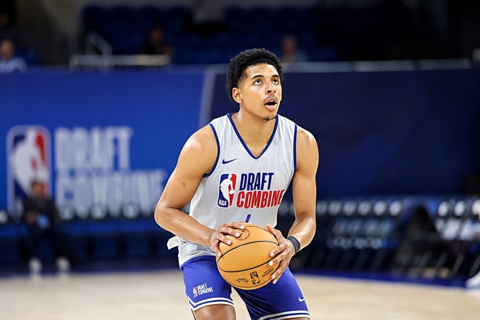 NCAA赛, 路易斯也承, 了全美最佳